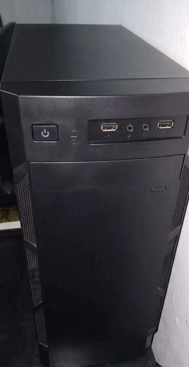 PC Gamer + Cadeira de Escritório