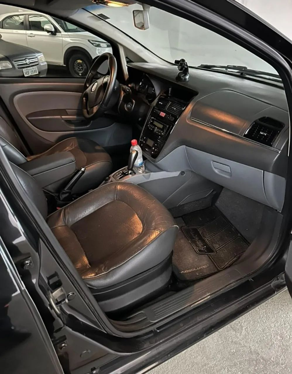 Fiat Linea Absolute 1.9/1.8 Flex Dualogic 4P 2012 - Foto 2