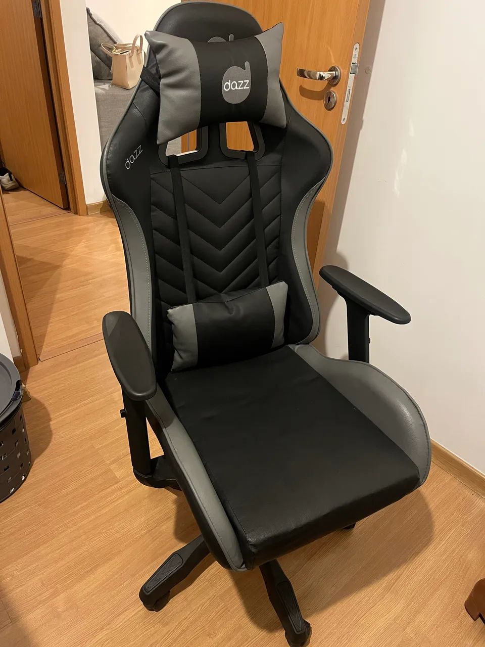 Vendo Cadeira Gamer Dazz
