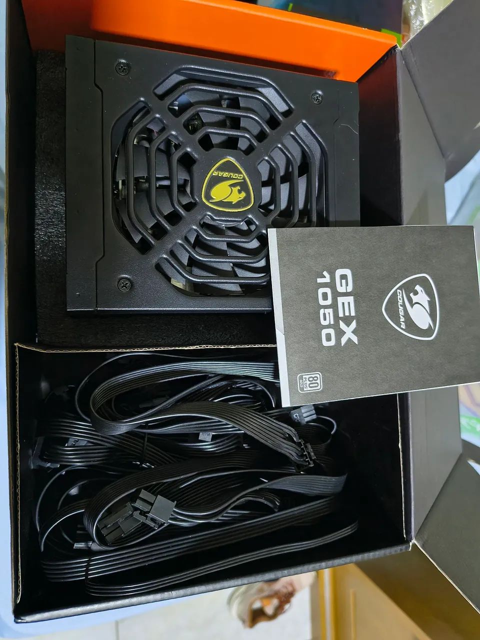 Fonte 1050W 80 PLUS GOLD COUGAR  - Foto 4