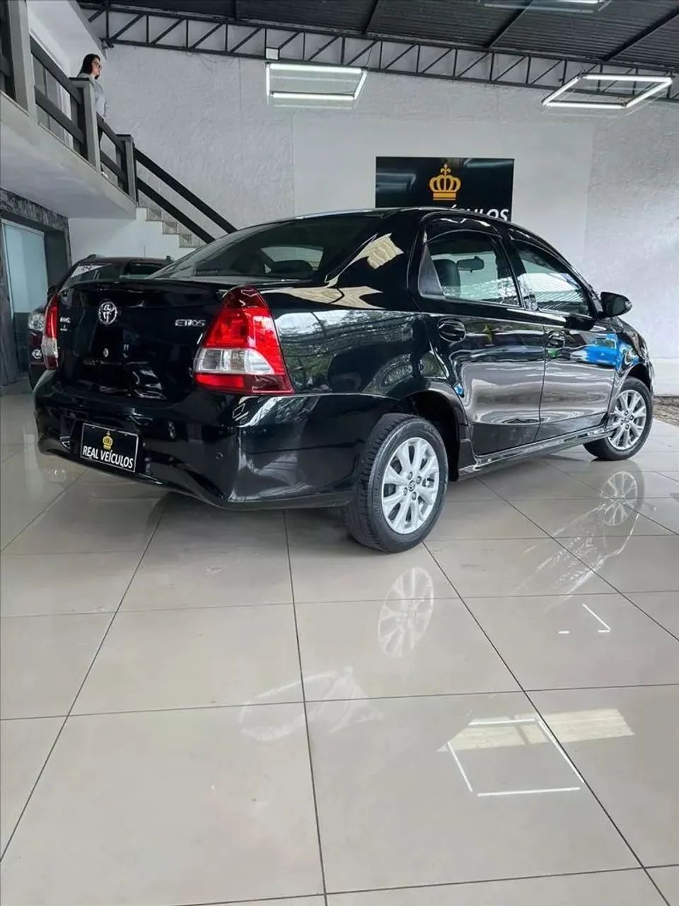 Toyota Etios Platinum 1.5 Flex 16V 4P Aut. 2018 - Foto 3