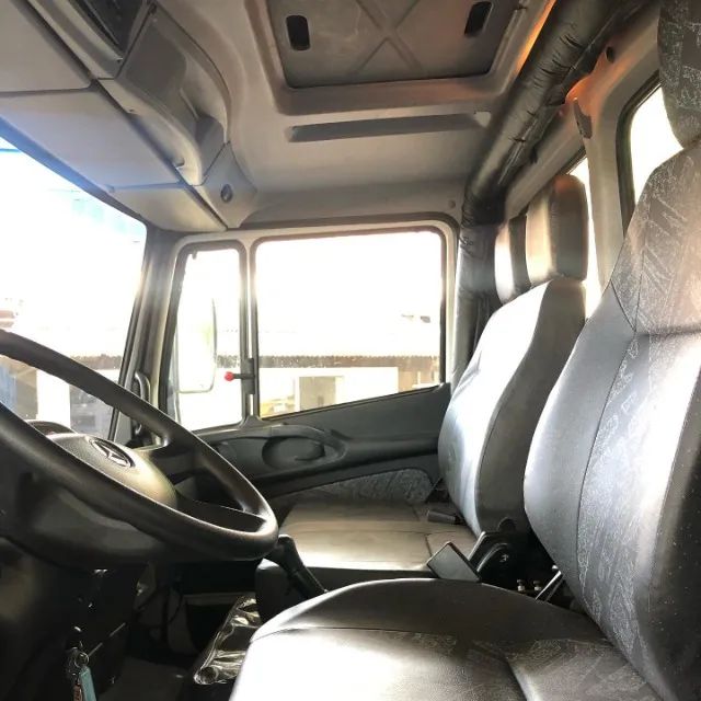 Mb Atron 2729 Caçamba 6x4 Ano 2015 - Foto 2