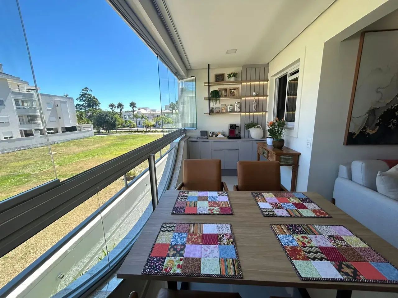 Apartamento finamente mobiliado em Jurerê Internacional com 3 dorms, 2 Suítes e 144,00 m2 - Foto 3