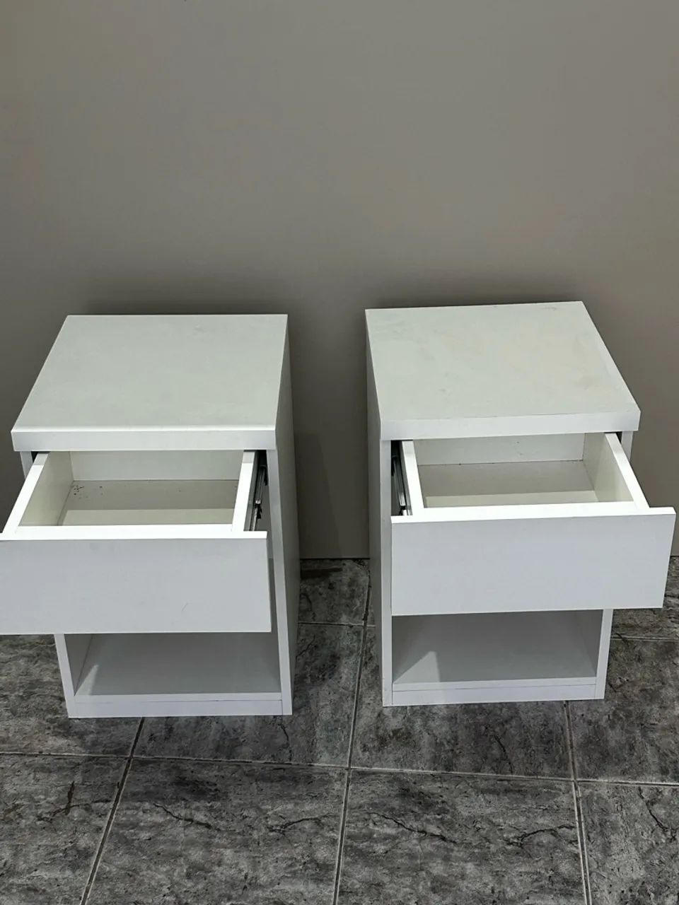Mesa de cabeceira 