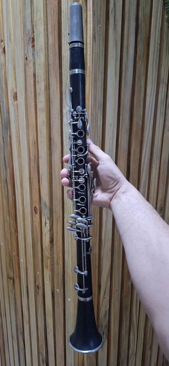 RARÍSSIMO CLARINETE 21 CHAVES (1964)