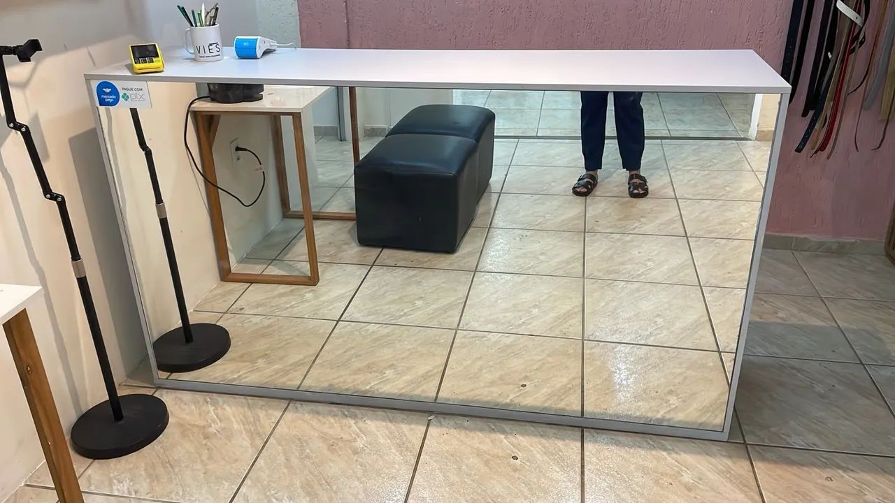 Balcão espelhado em MDF - Foto 5