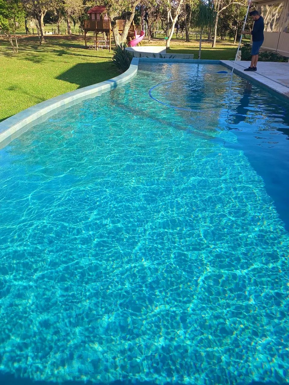 Limpeza e manutenção de piscinas  - Foto 3
