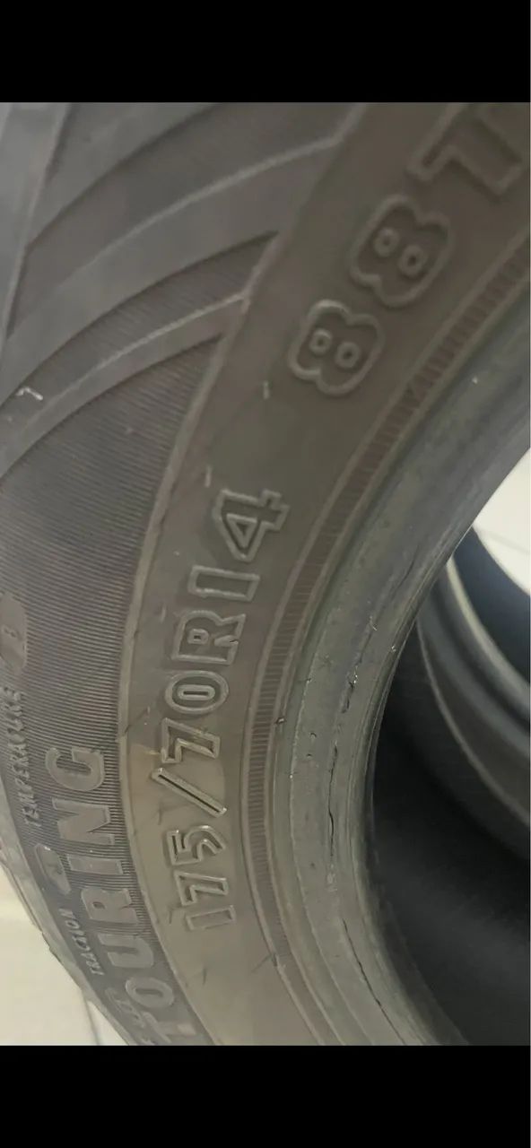 Pneus Goodyear aro 14 185/70r14 muito bons  - Foto 5