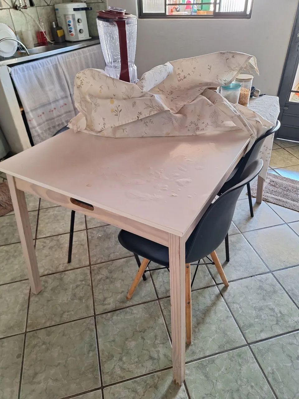 Mesa tok&stok  branca 