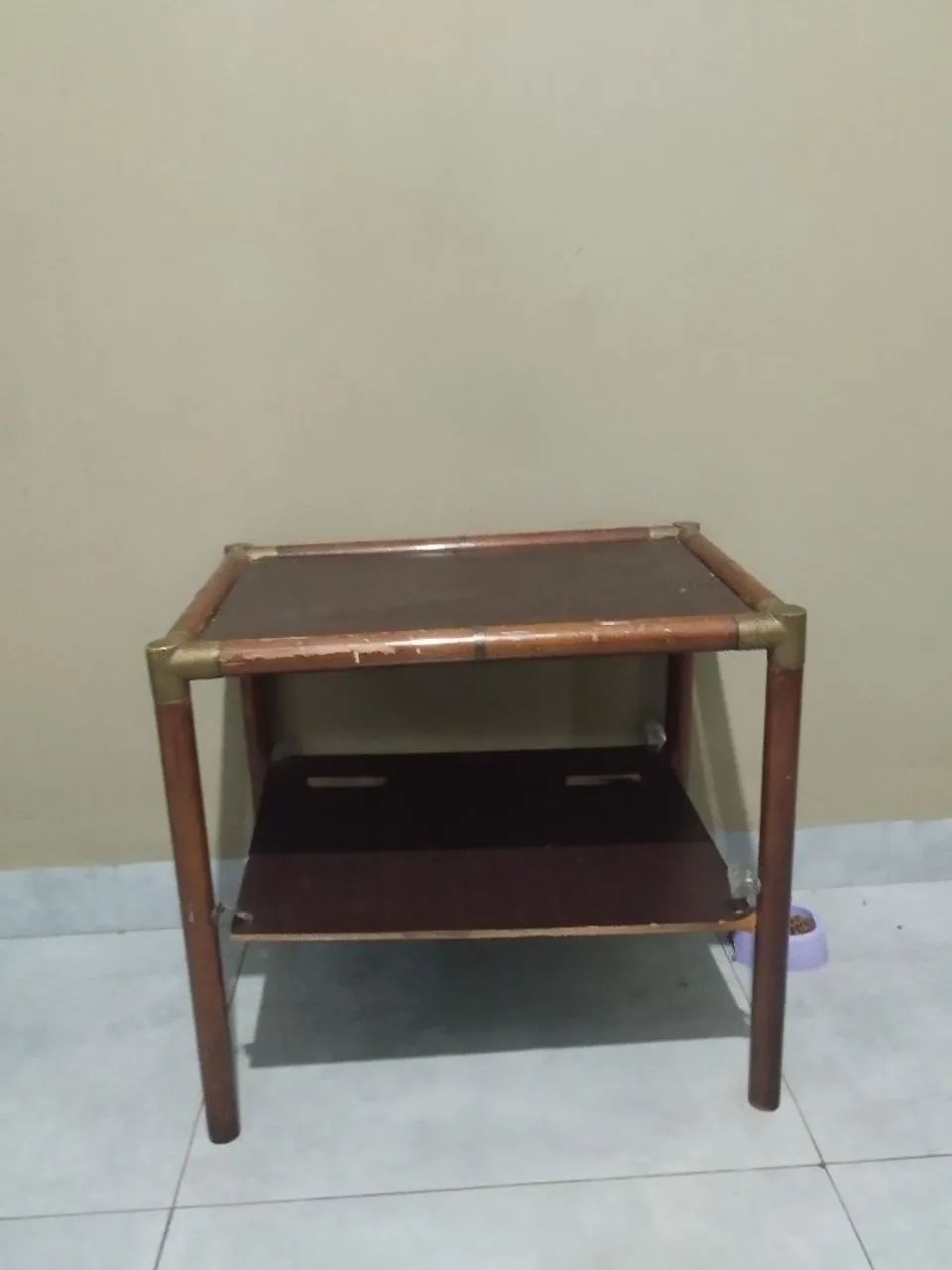 Mesa de canto MDF usada com defeito - Foto 2
