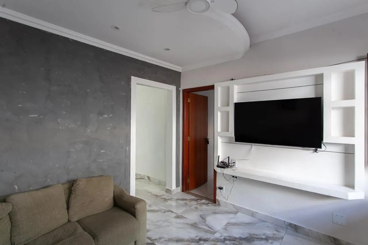 Casa à Venda - Floramar, 3 Quartos, 360 m2