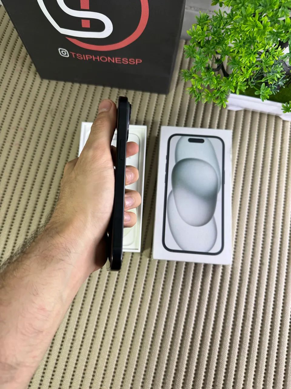 Iphone 15 128GB bateria 88% - Foto 3