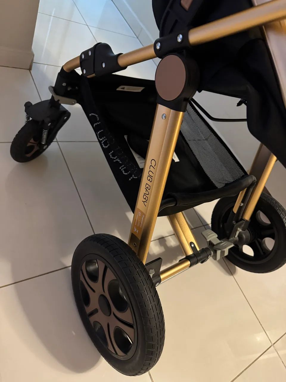 Carrinho de bebê novo  - Foto 4