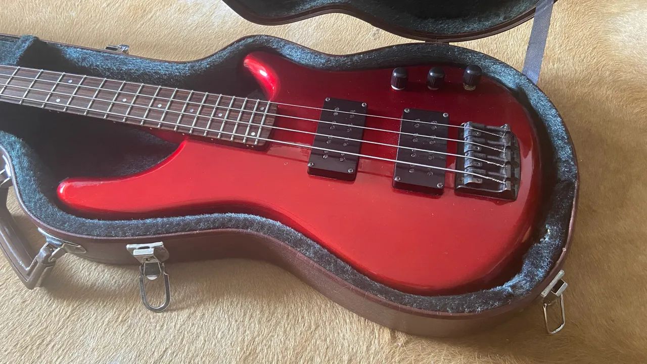 Baixo Ibanez RB 850 com case original - Foto 5