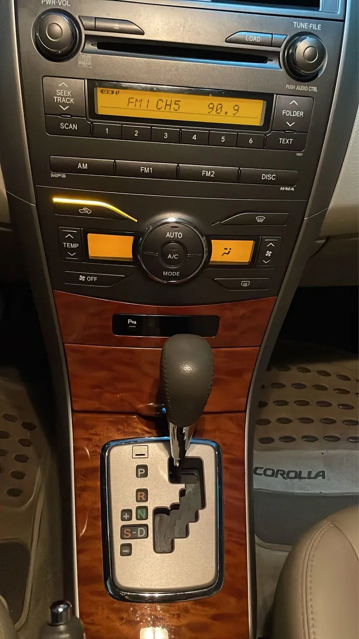 Toyota Corolla Altis 2.0 Flex 16V Aut. 2011 - Foto 8