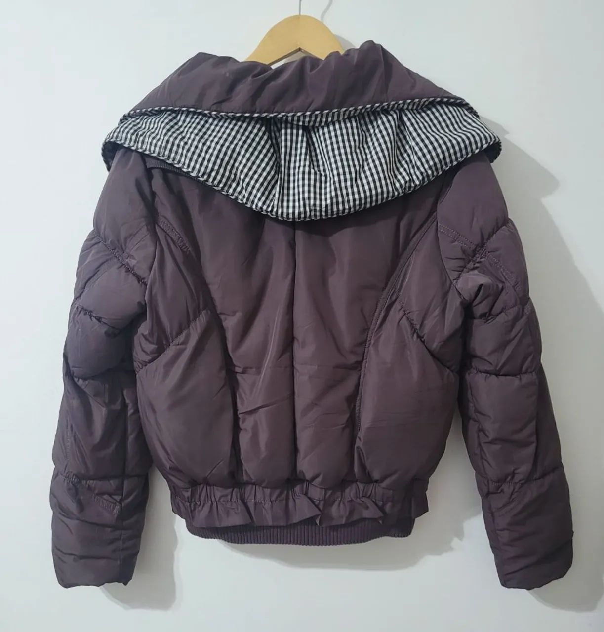 Jaqueta  Puffer Marrom Tamanho veste M - Foto 3