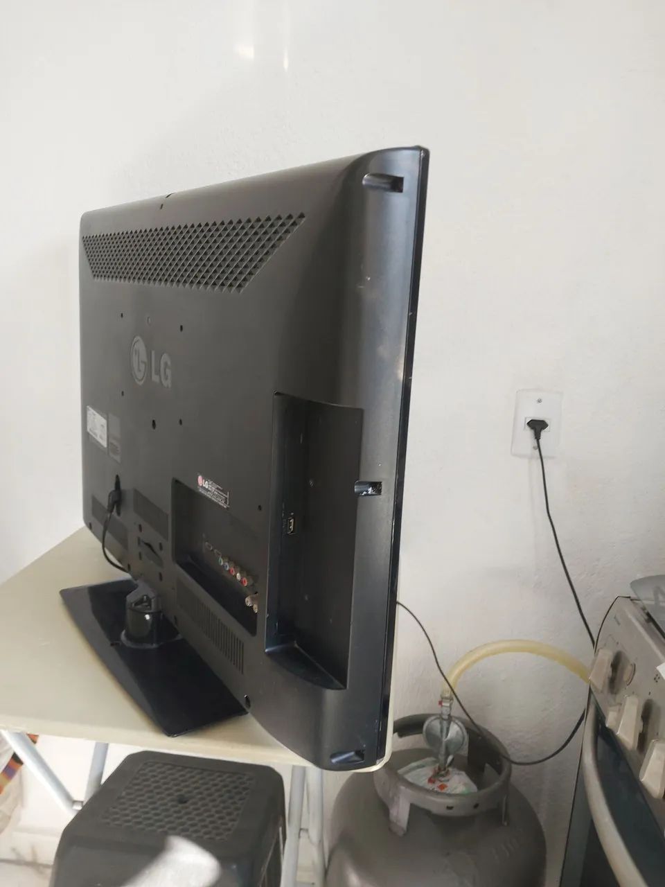 TV LG 32 POLEGADAS POR 445 REAIS