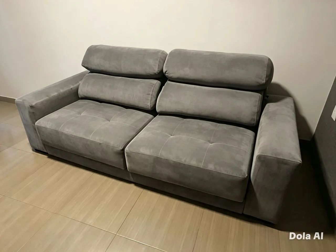Sofá Suede 2,30m ? Retrátil e Reclinável, Seminovo!
