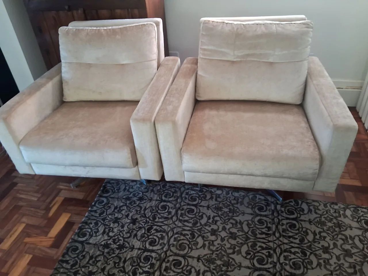 Vendo duas poltronas para sala - Foto 2