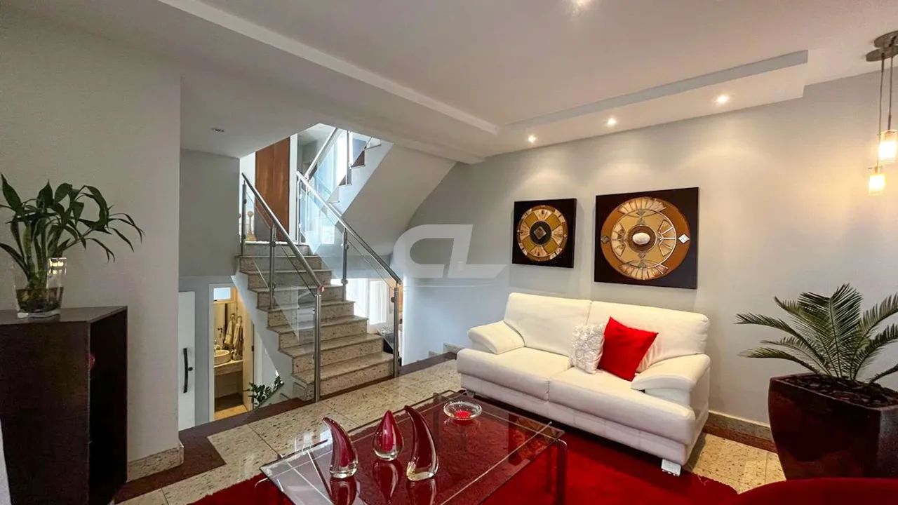 Casa, 4 quartos, 2 suites, 5 vagas