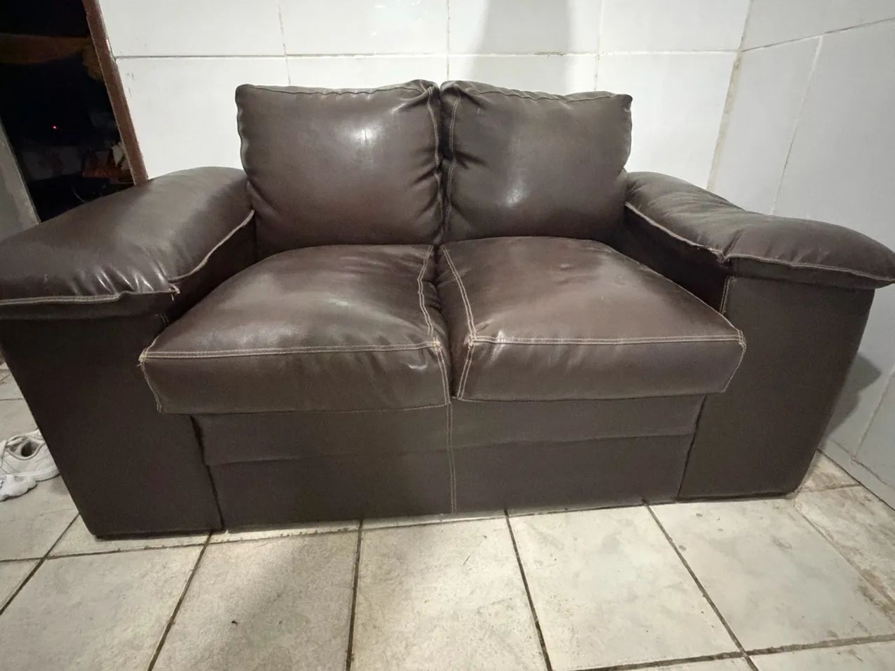Sofá 2 lugares