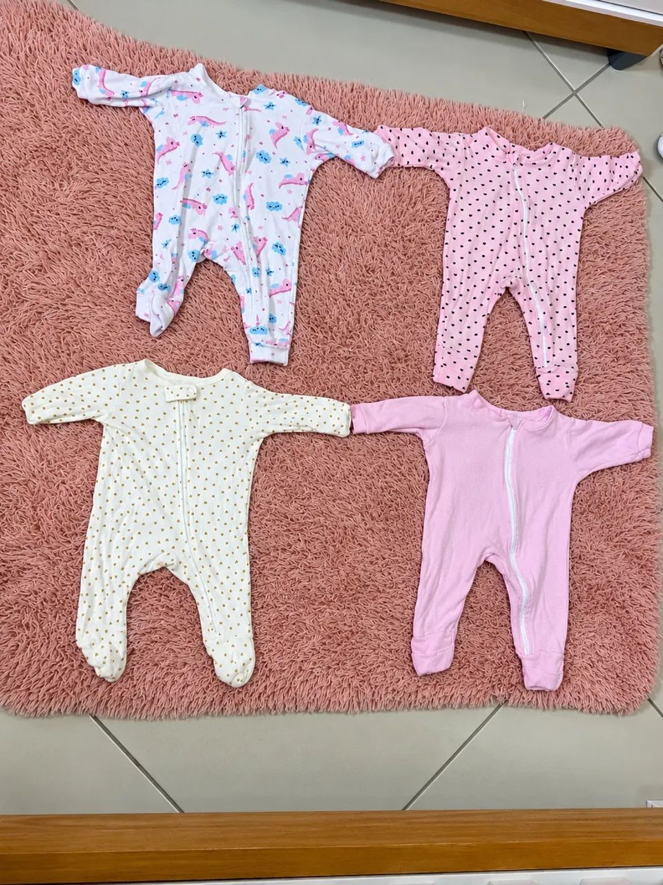 Roupinhas para bebê 1 a 3 meses - Foto 3