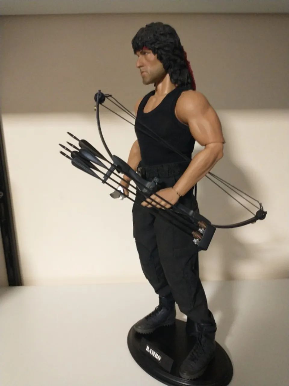 RAMBO 1/6 tipo hot toys e sideshow - Foto 2
