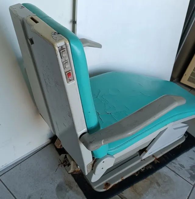 Cadeira Tatuador estética - Foto 4