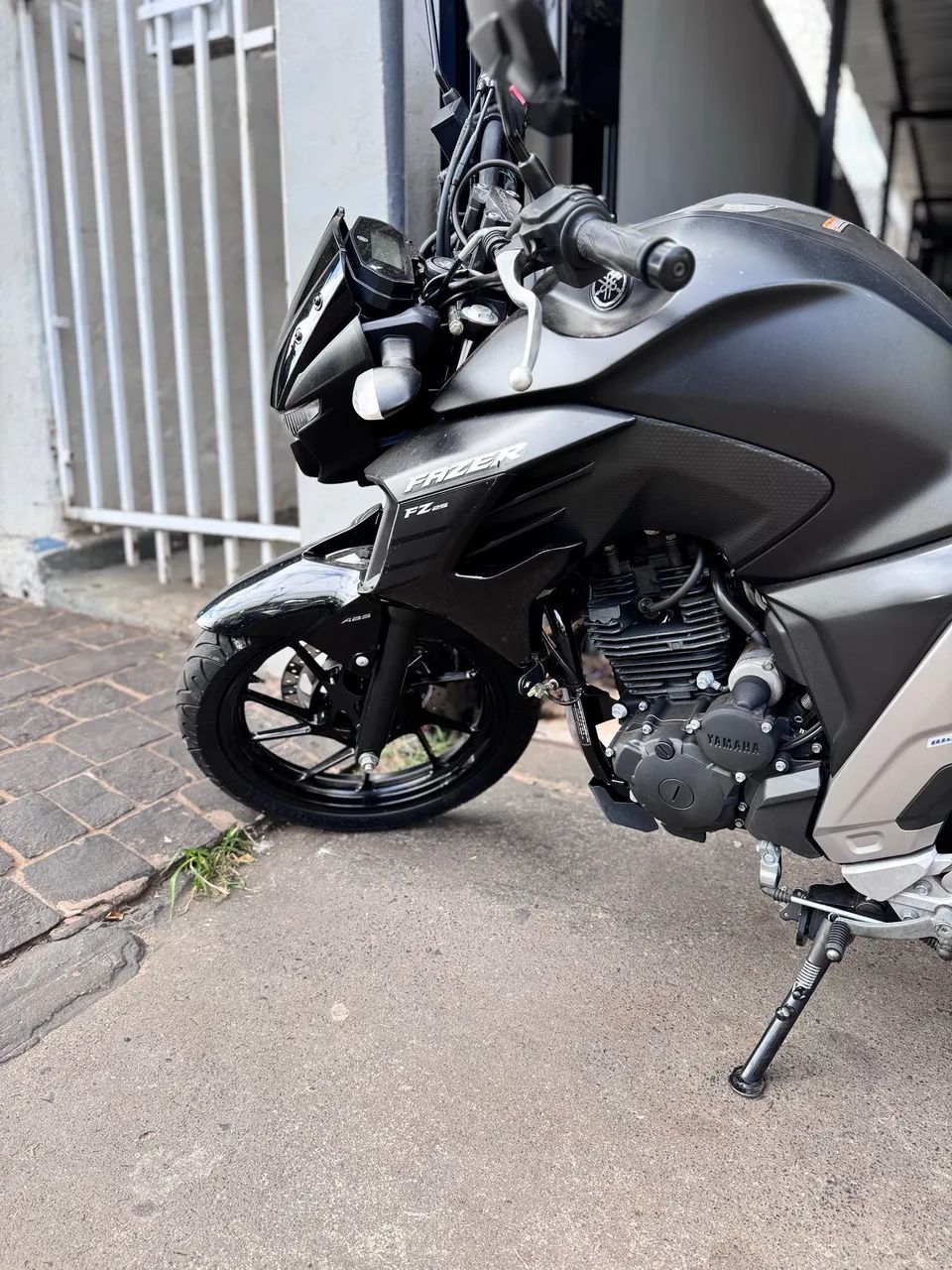 FZ25 - Foto 3