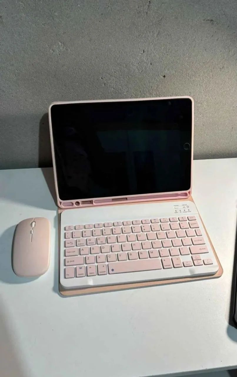 VENDO IPAD 9 GERAÇÃO ACOMPANHANDO TECLADO E MOUSE - Foto 3