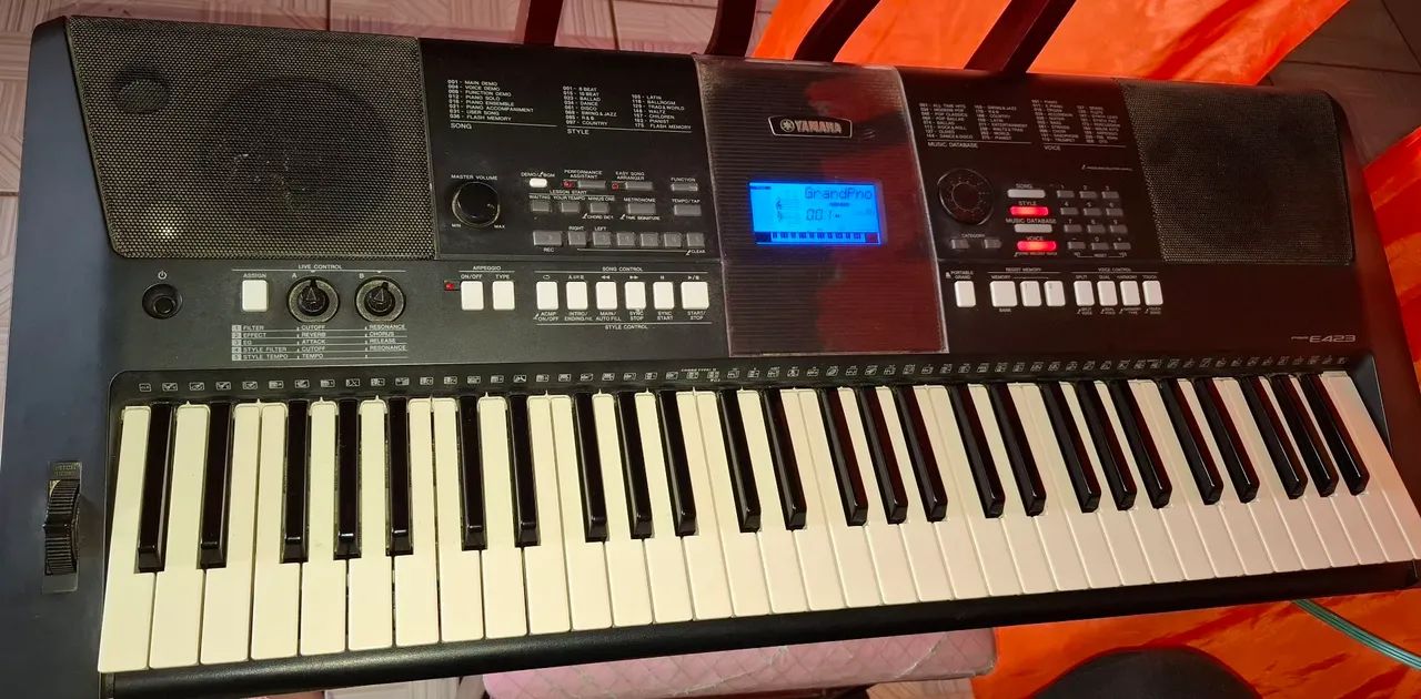 Teclado arranjador 
