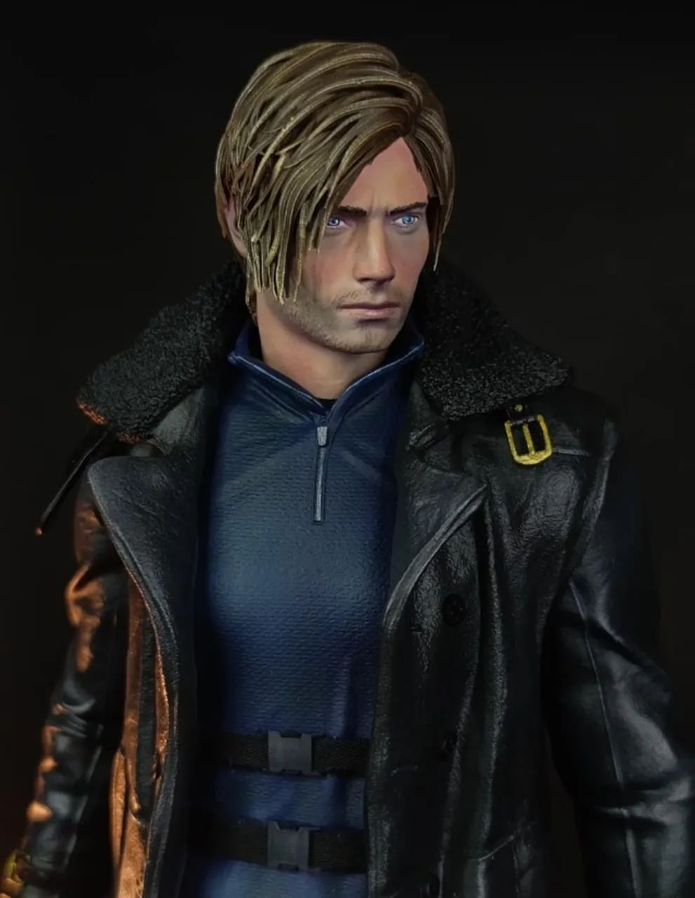 Estátua Leon Resident Evil Requiem 1/6 - Foto 4