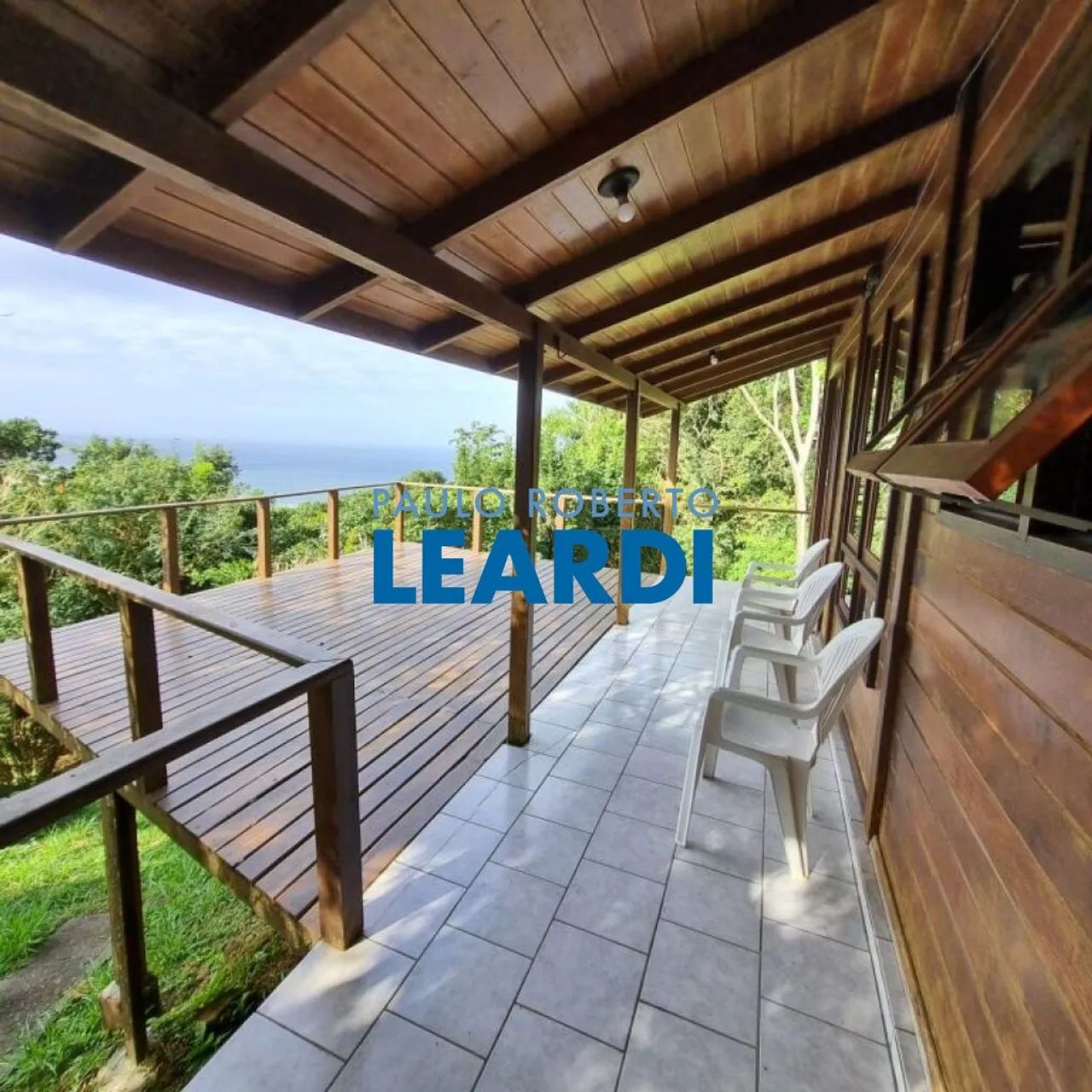 CASA TÉRREA - LAGOA DA CONCEIÇÃO - SC
