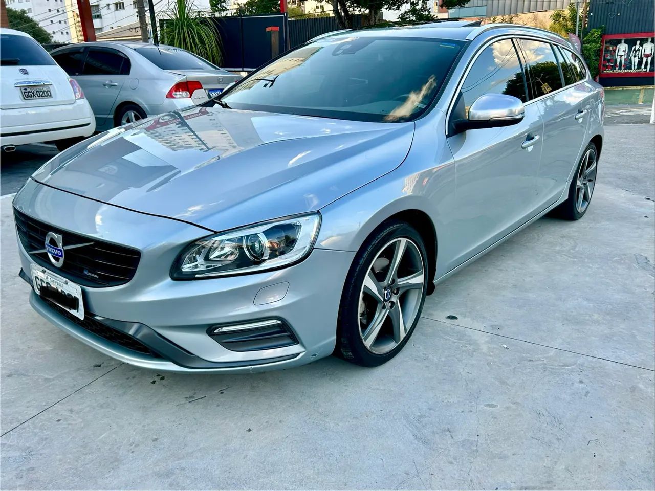Volvo V60 V60 T-5 R-DESIGN 2.0 5p 2014