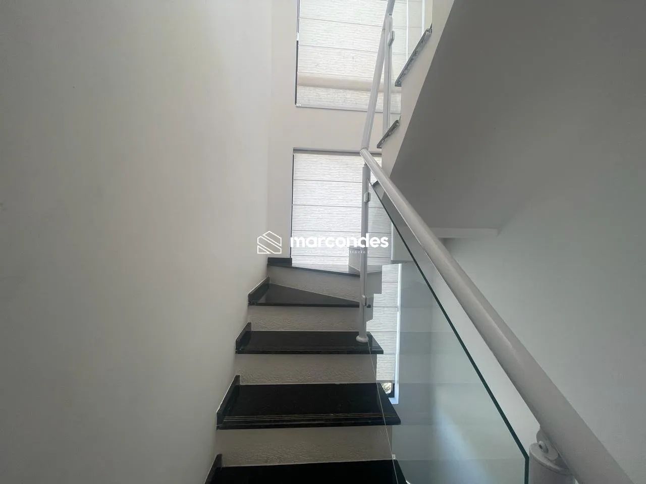 Triplex bairro Pioneiros - Foto 4