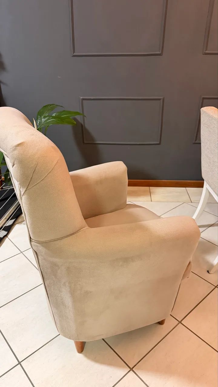 Poltrona Decorativa Clássica Bege  - Foto 3