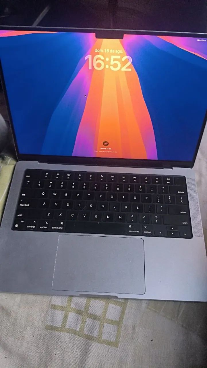 MacBook Pro 14" M3 Pro - 18GB RAM / 512GB SSD - Foto 2