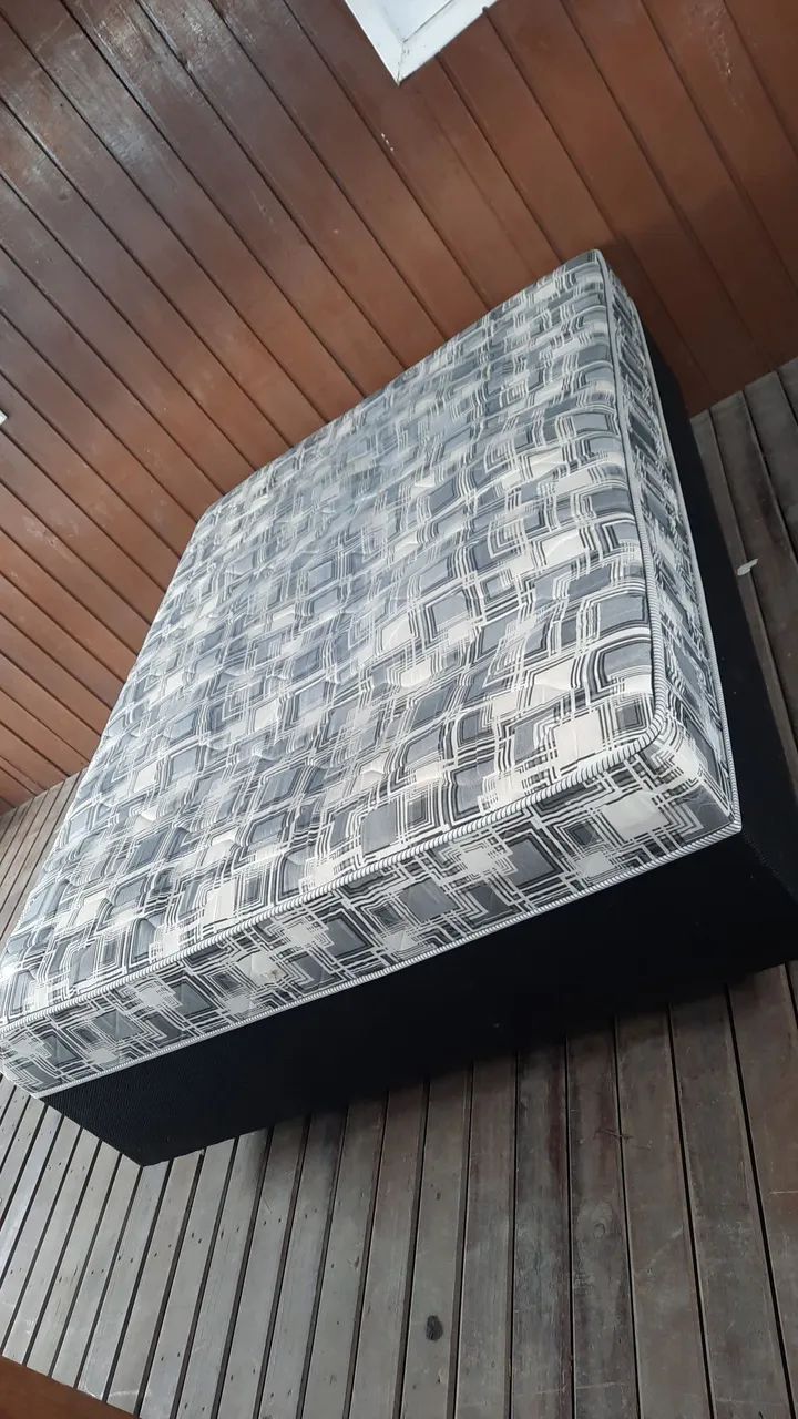 Cama Box de casal 