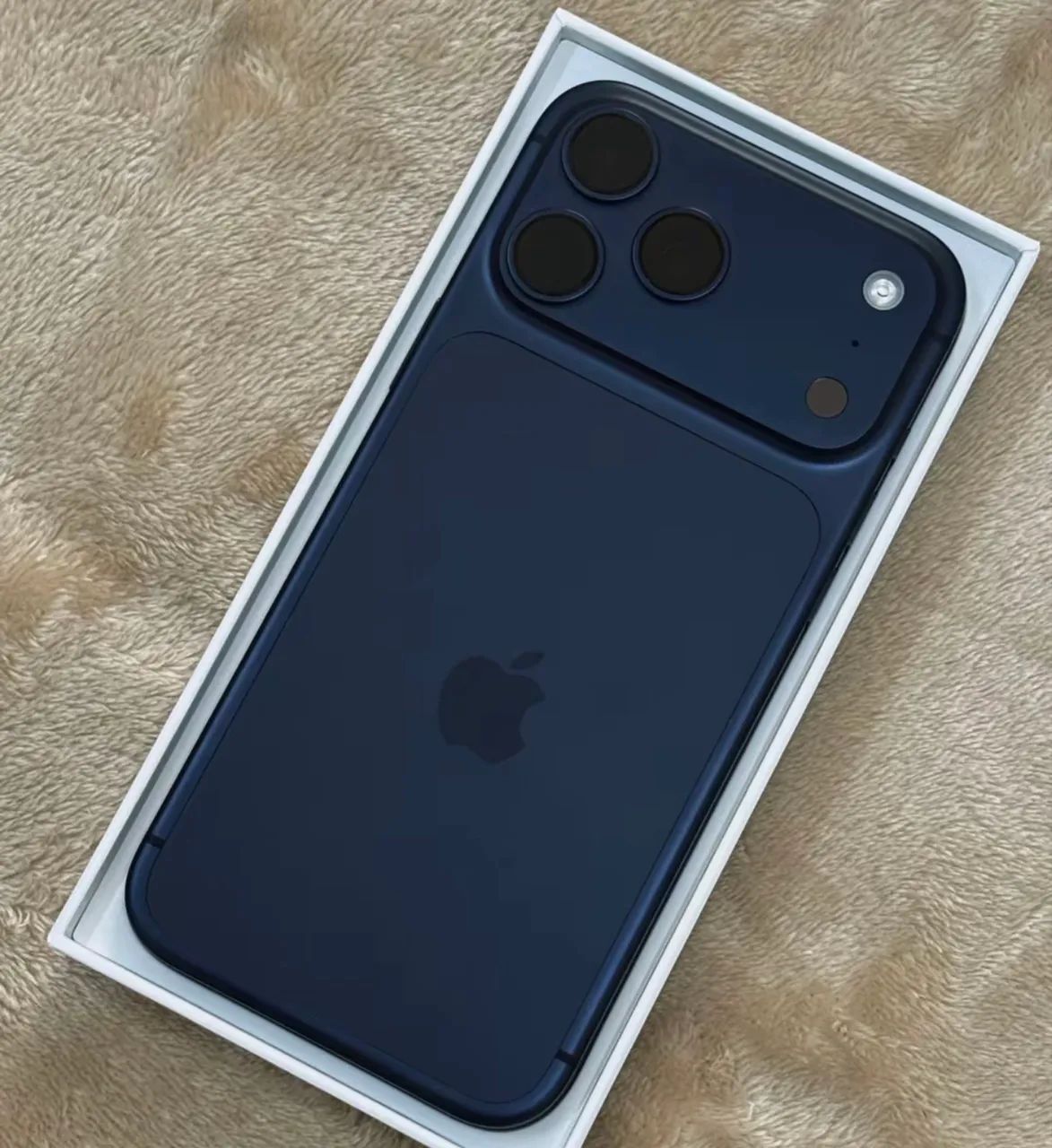 iPhone 17 pro Max azul 256 gb  - Foto 2