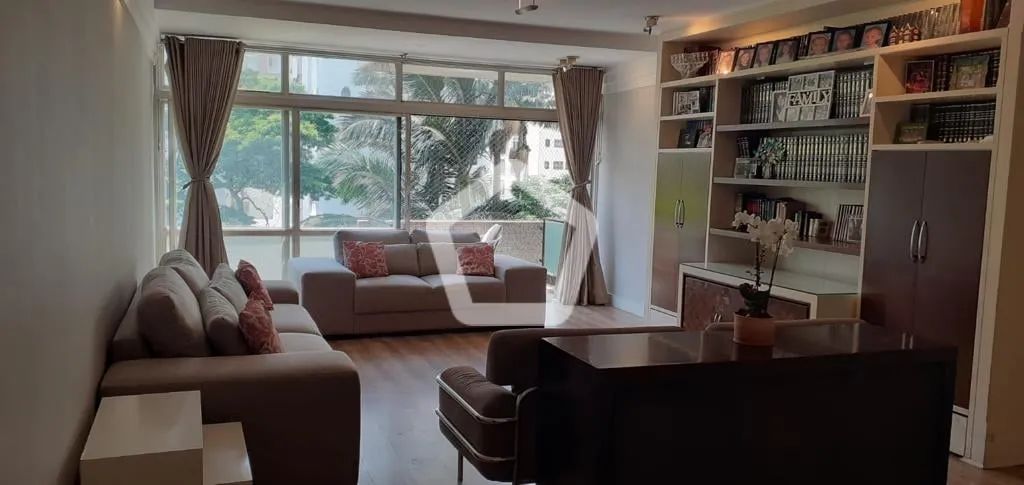 Apartamento para Venda - 3 quartos - 192m²