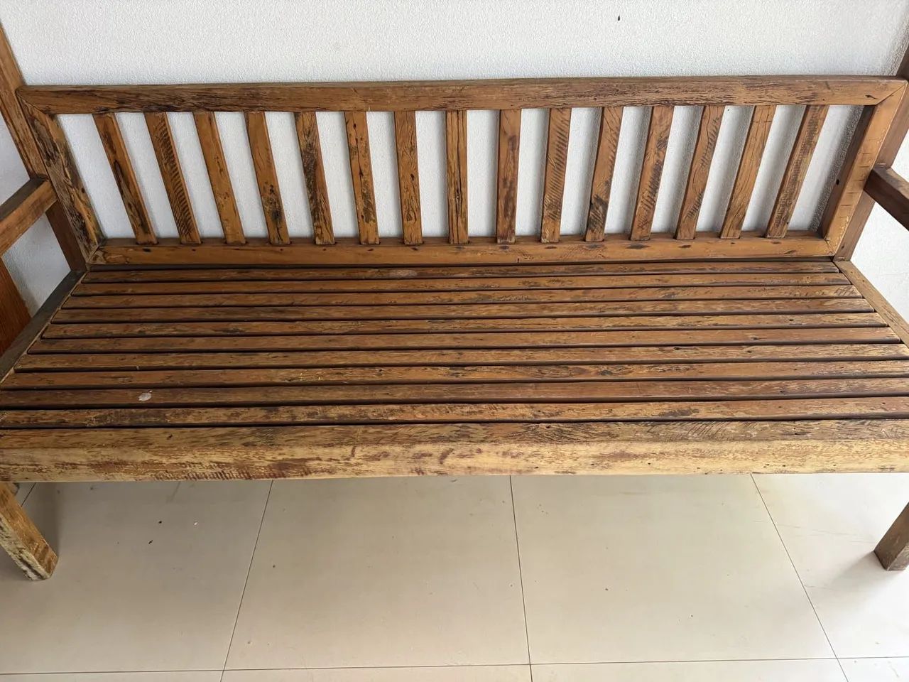 Banco rústico madeira com pergolado  - Foto 4