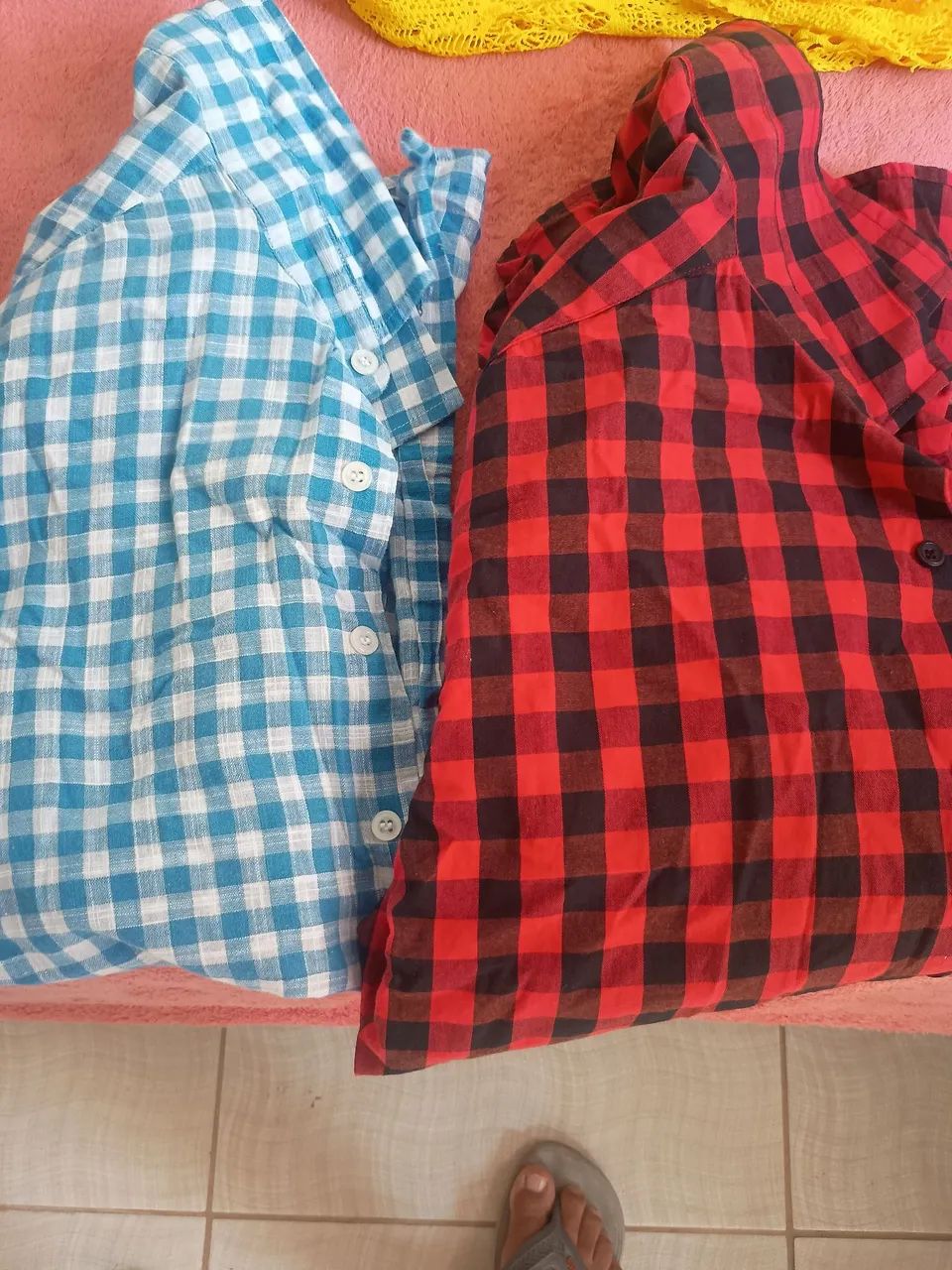 Duas camisas masculinas social 