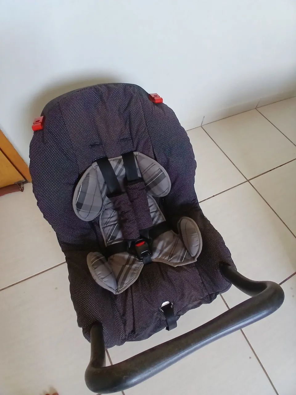 Cadeirinha Burigotto Matrix 0 a 25kg - Foto 5