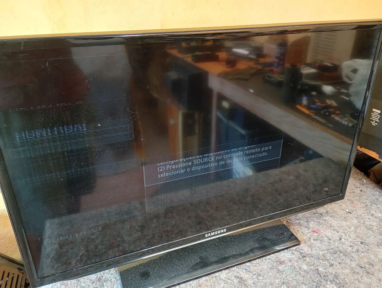 Tv LCD 32 Samsung ler descrição  