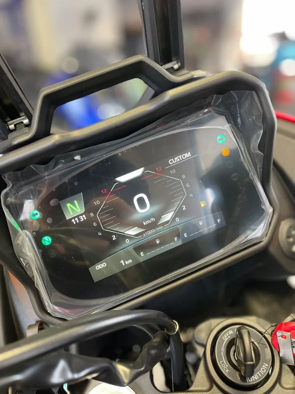 Tracer 700 2027 