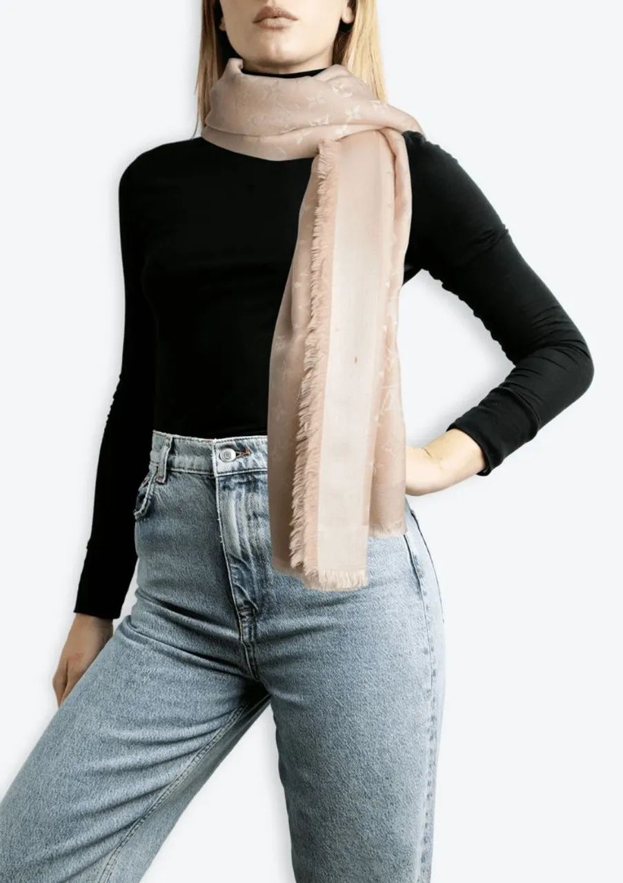 Lenço Louis Vuitton MONOGRAM SCARF