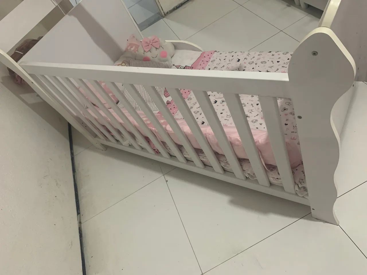 Berço que vira cama acompanha colchão  - Foto 2