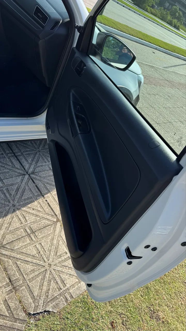 Volkswagen Saveiro Robust 1.6 Total Flex 8V 2023 - Foto 3