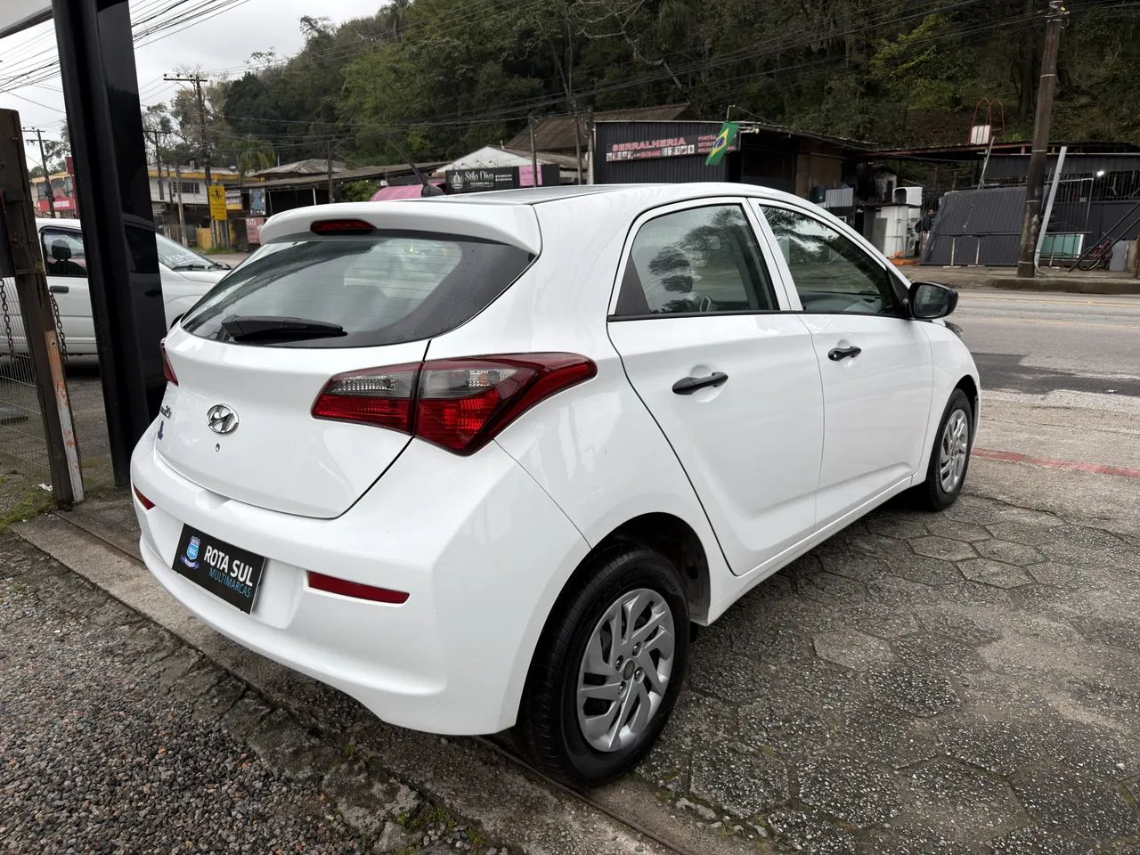 Hyundai HB20 Unique 1.0 Flex 12V Mec. 2019 - Foto 4