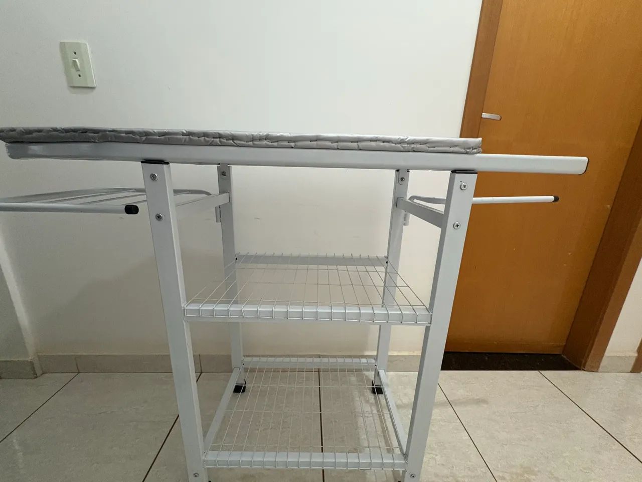 Mesa de passar roupa 